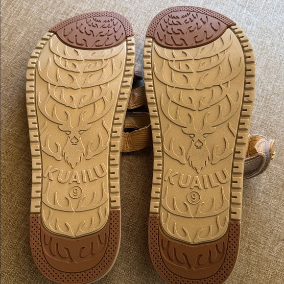 KUAILU NWOT Tan Triple-Strap Slide Orthotic Sandals SZ 9 - Picture 4 of 4